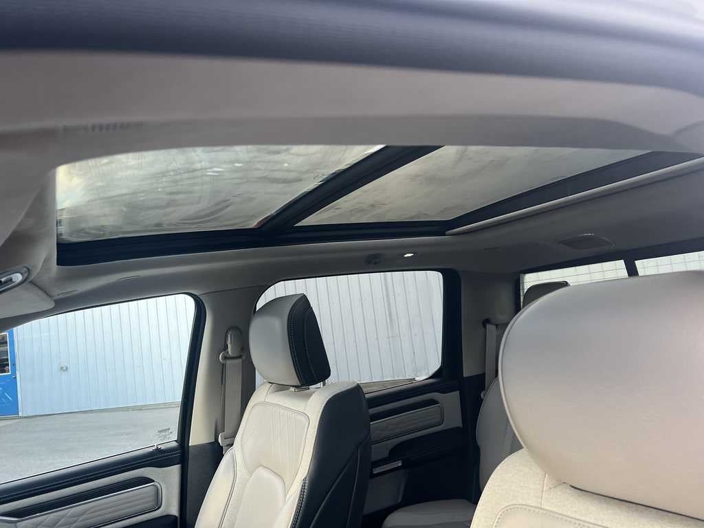 2023 RAM 1500 Limited Crew Cab 4x4 5'7' Box