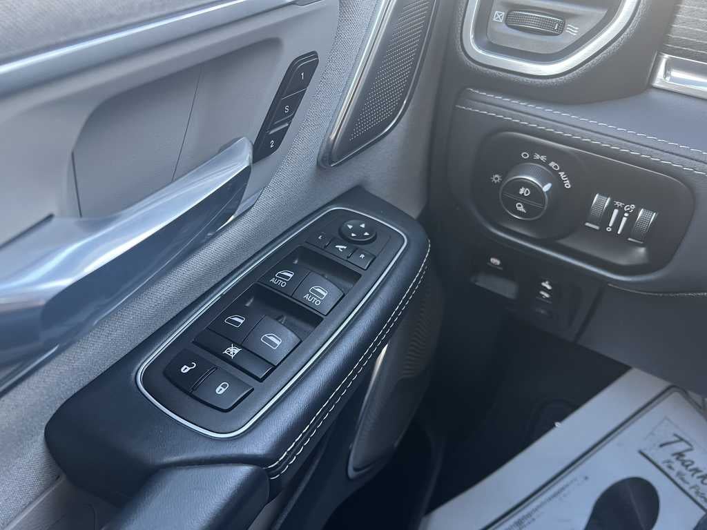 2023 RAM 1500 Limited Crew Cab 4x4 5'7' Box