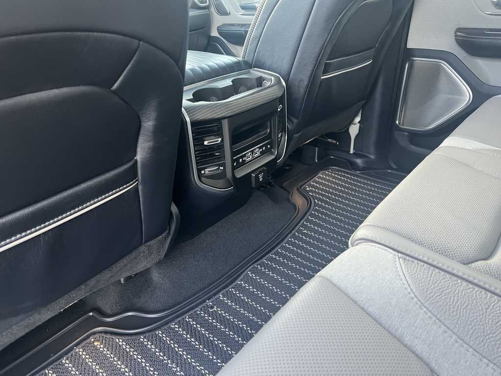 2023 RAM 1500 Limited Crew Cab 4x4 5'7' Box