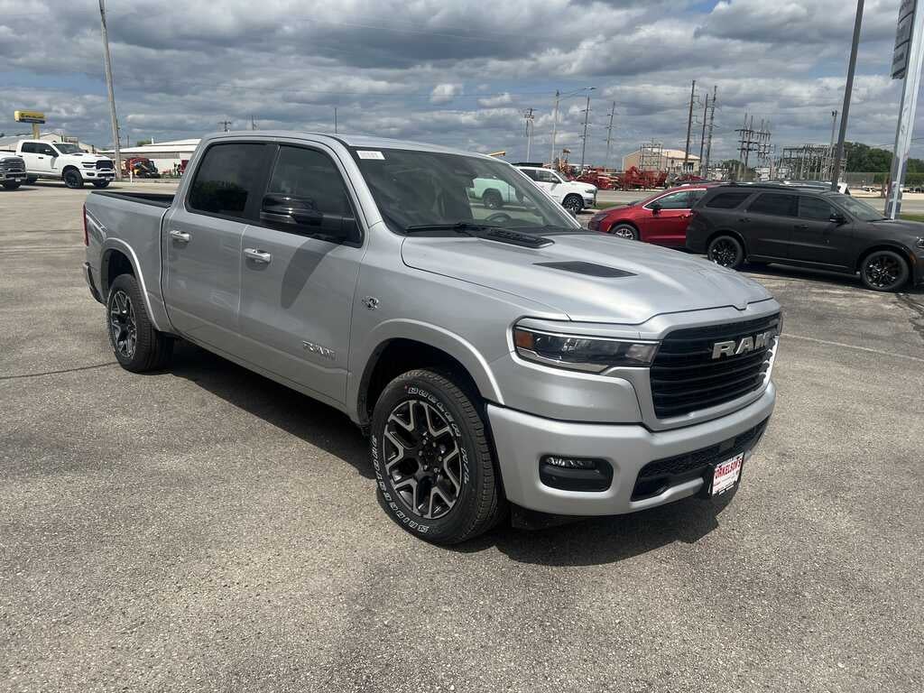 2026 RAM Ram 1500 RAM 1500 LARAMIE CREW CAB 4X4 5'7' BOX