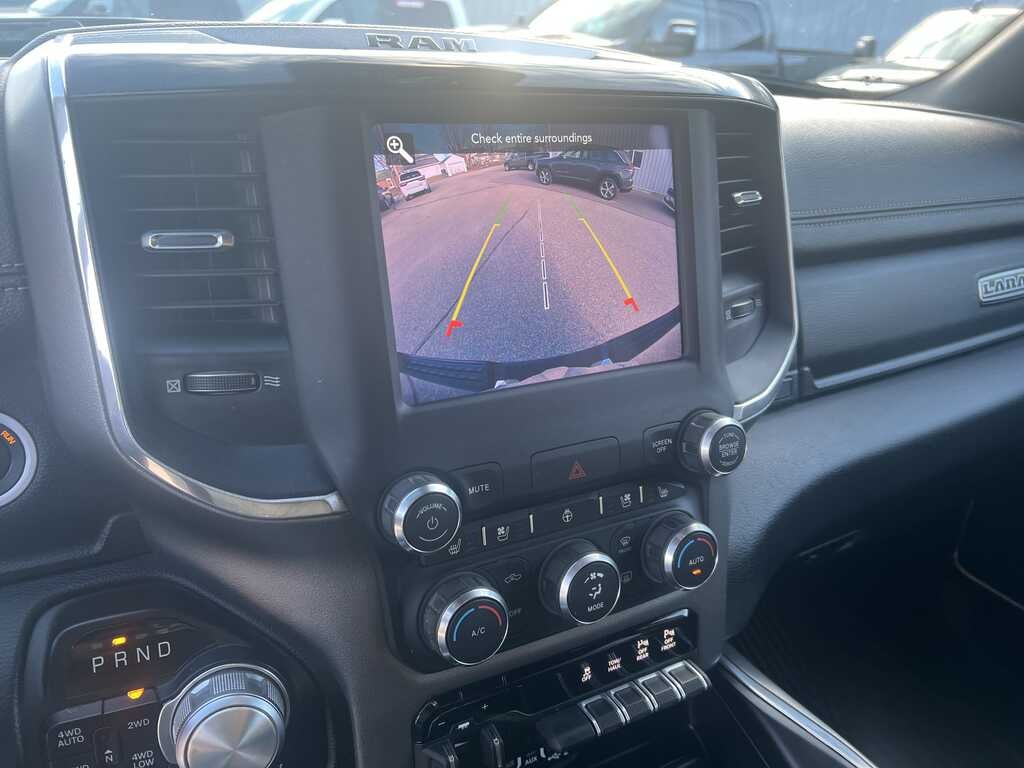 2021 RAM 1500 Laramie Crew Cab 4x4 5'7' Box