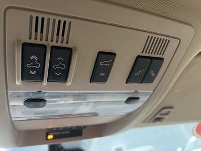 2009 Cadillac Escalade Standard