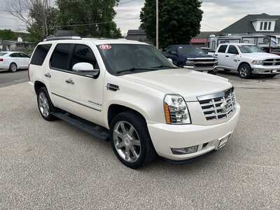 2009 Cadillac Escalade Standard