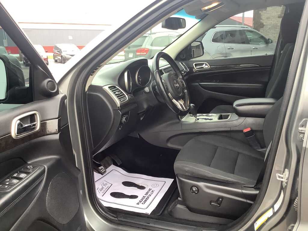 2011 Jeep Grand Cherokee Laredo