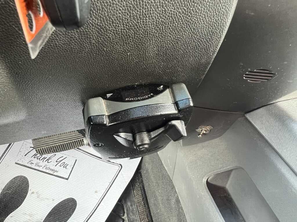 2005 Nissan Titan LE