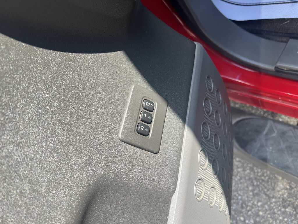 2005 Nissan Titan LE
