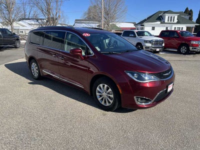2019 Chrysler Pacifica Touring L