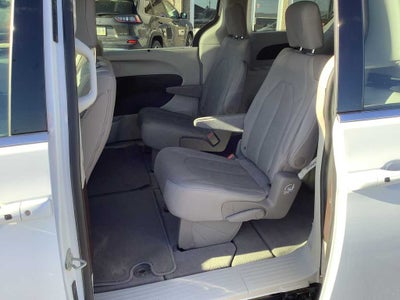 2021 Chrysler Pacifica Touring