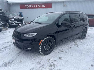 2026 Chrysler Pacifica PACIFICA SELECT AWD
