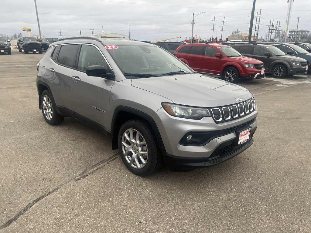 2022 Jeep Compass Latitude Lux 4x4