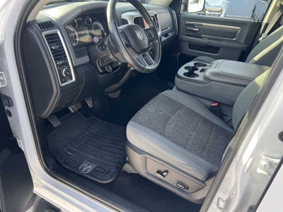 2017 RAM 1500 Big Horn Crew Cab 4x4 5'7' Box