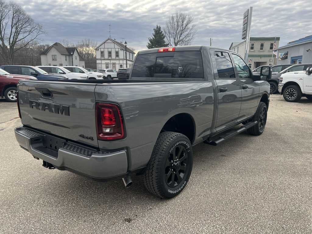 2026 RAM Ram 2500 RAM 2500 BLACK EXPRESS CREW CAB 4X4 6'4' BOX