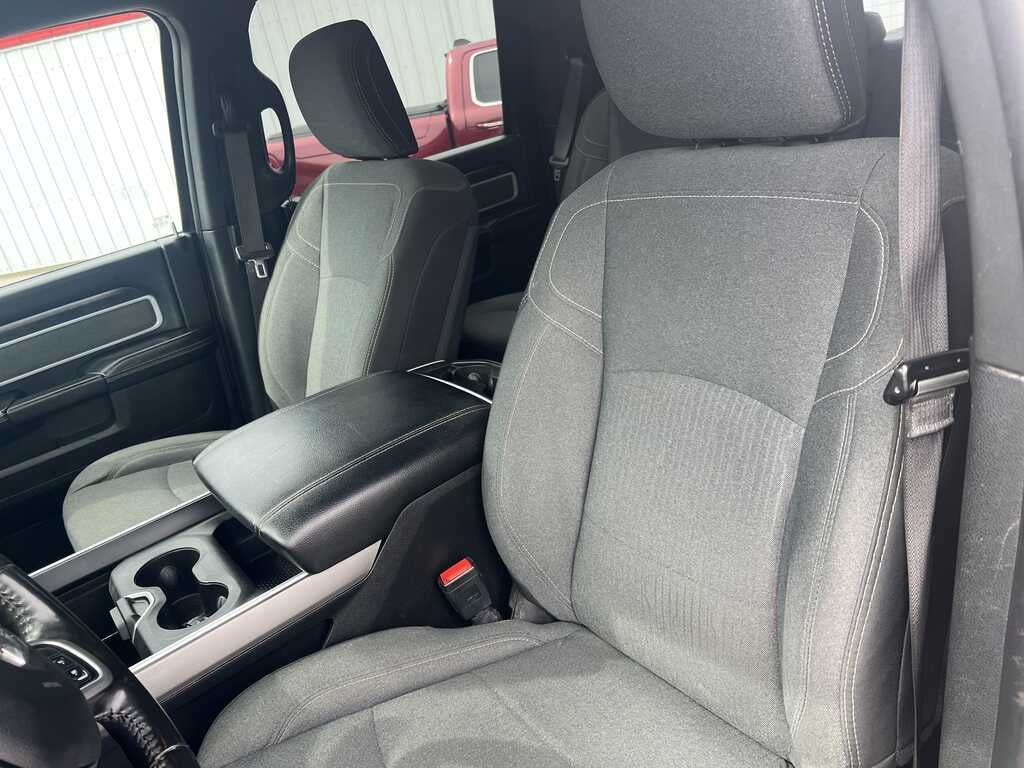 2021 RAM 2500 Big Horn Crew Cab 4x4 6'4' Box