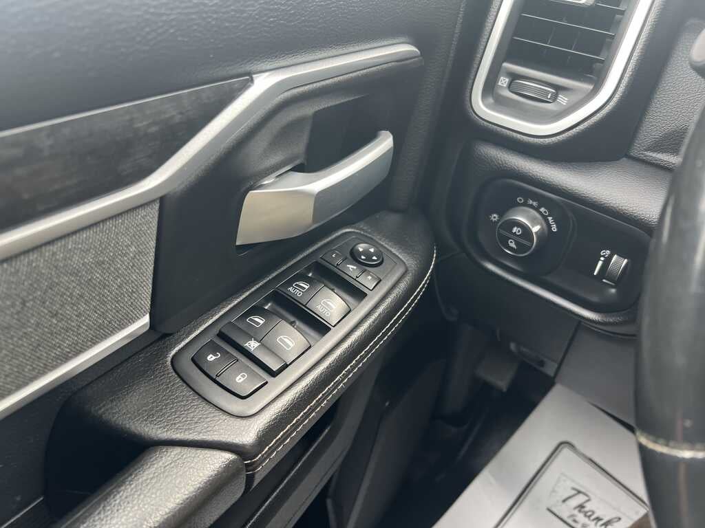 2021 RAM 2500 Big Horn Crew Cab 4x4 6'4' Box