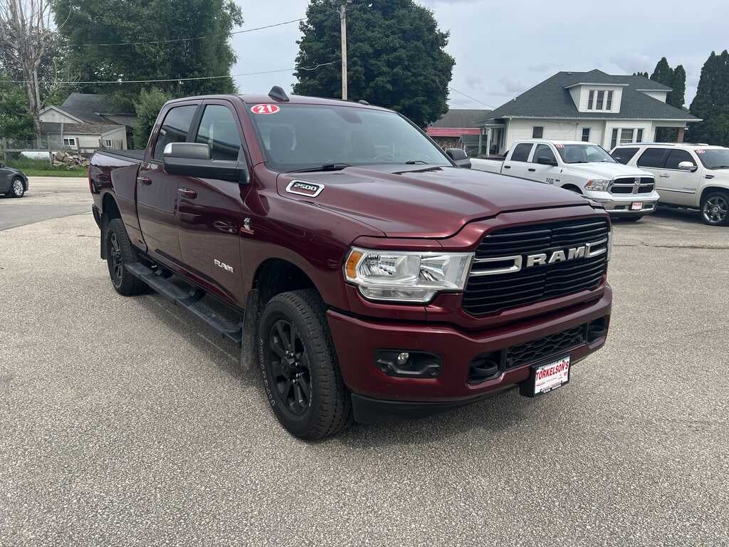 2021 RAM 2500 Big Horn Crew Cab 4x4 6'4' Box