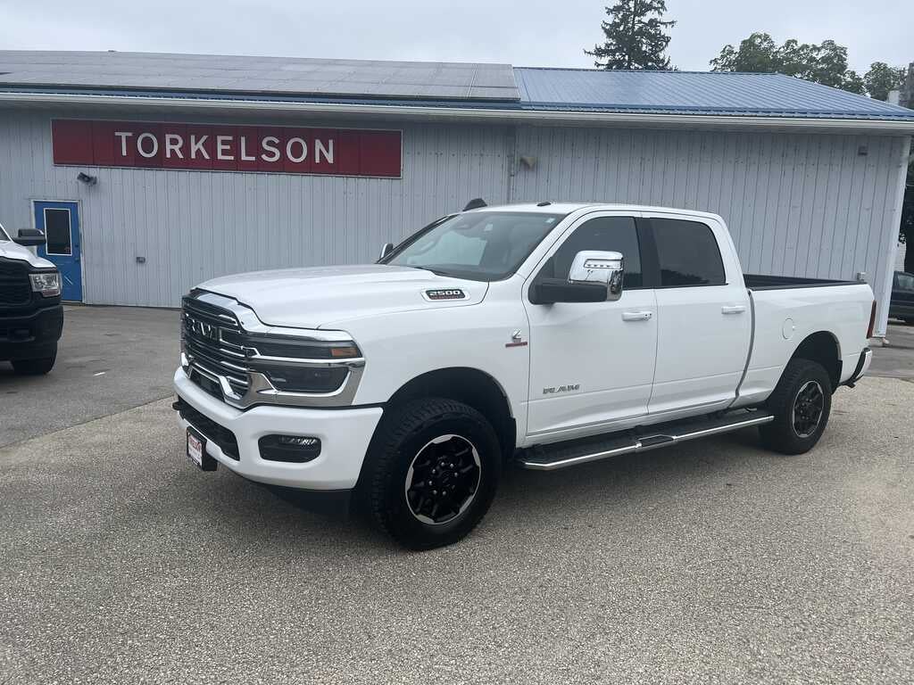 2026 RAM 2500 Laramie Crew Cab 4x4 6'4' Box
