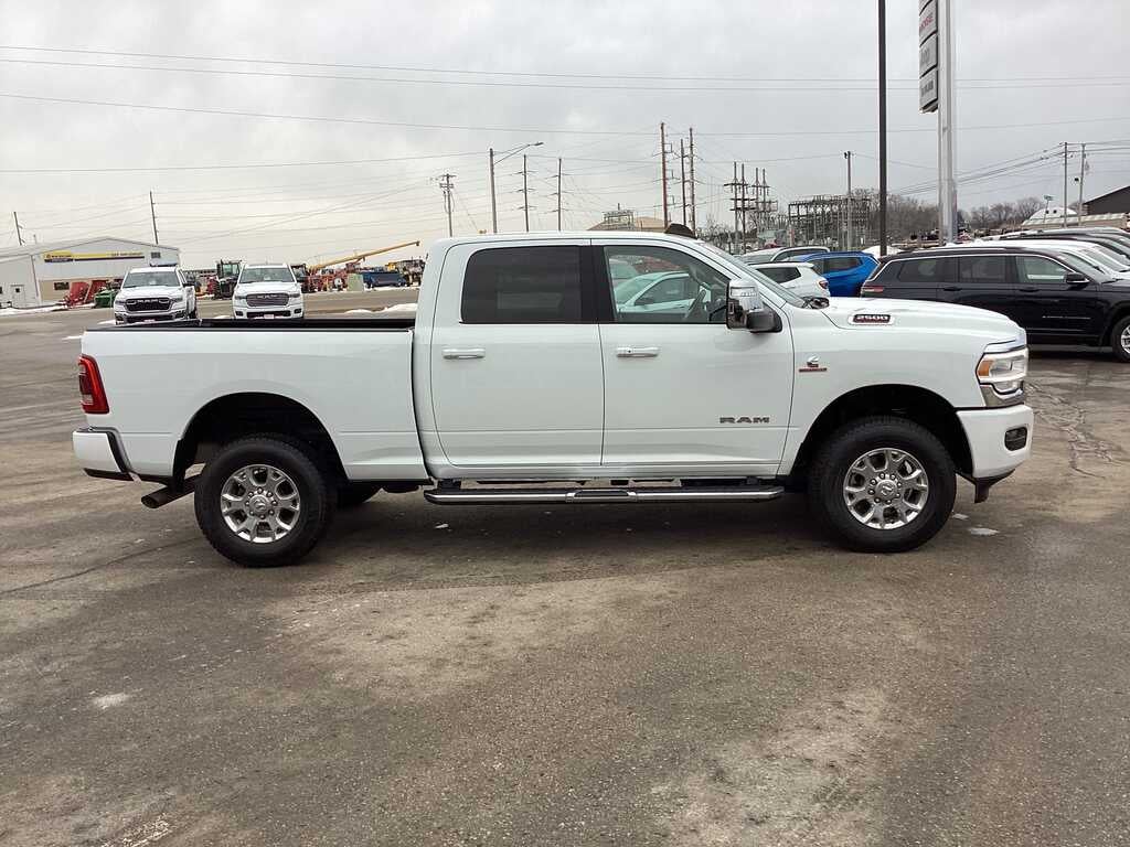 2024 RAM 2500 Laramie Crew Cab 4x4 6'4' Box