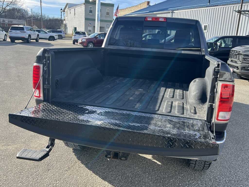 2018 RAM 2500 Laramie Crew Cab 4x4 6'4' Box